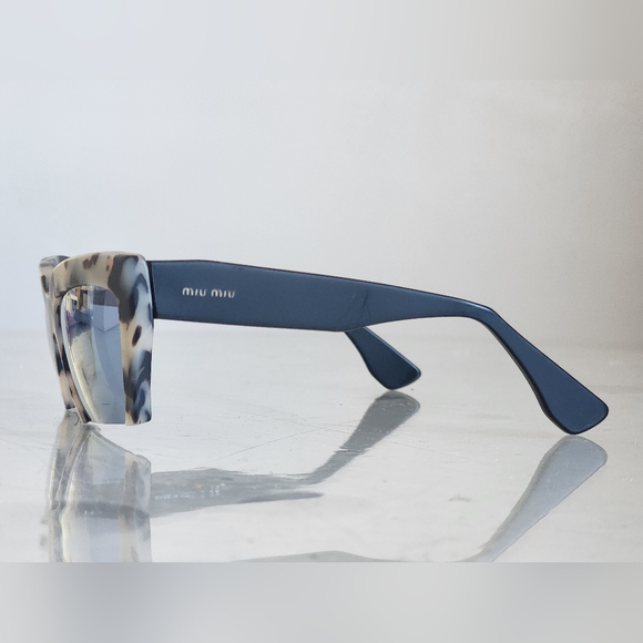 Miu Miu Sunglasses - Picture 5 of 7
